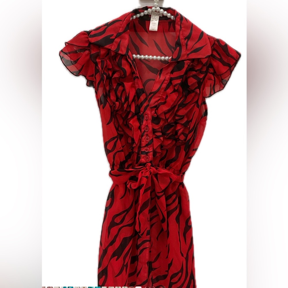 🔴VIXEN RUFFLED ZEBRA PRINT TOP🔴